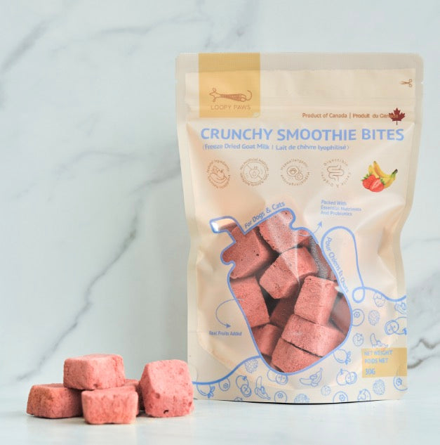 Loopy Paws Crunchy Smoothie Bites – Strawberry & Banana freeze-dried pet treats